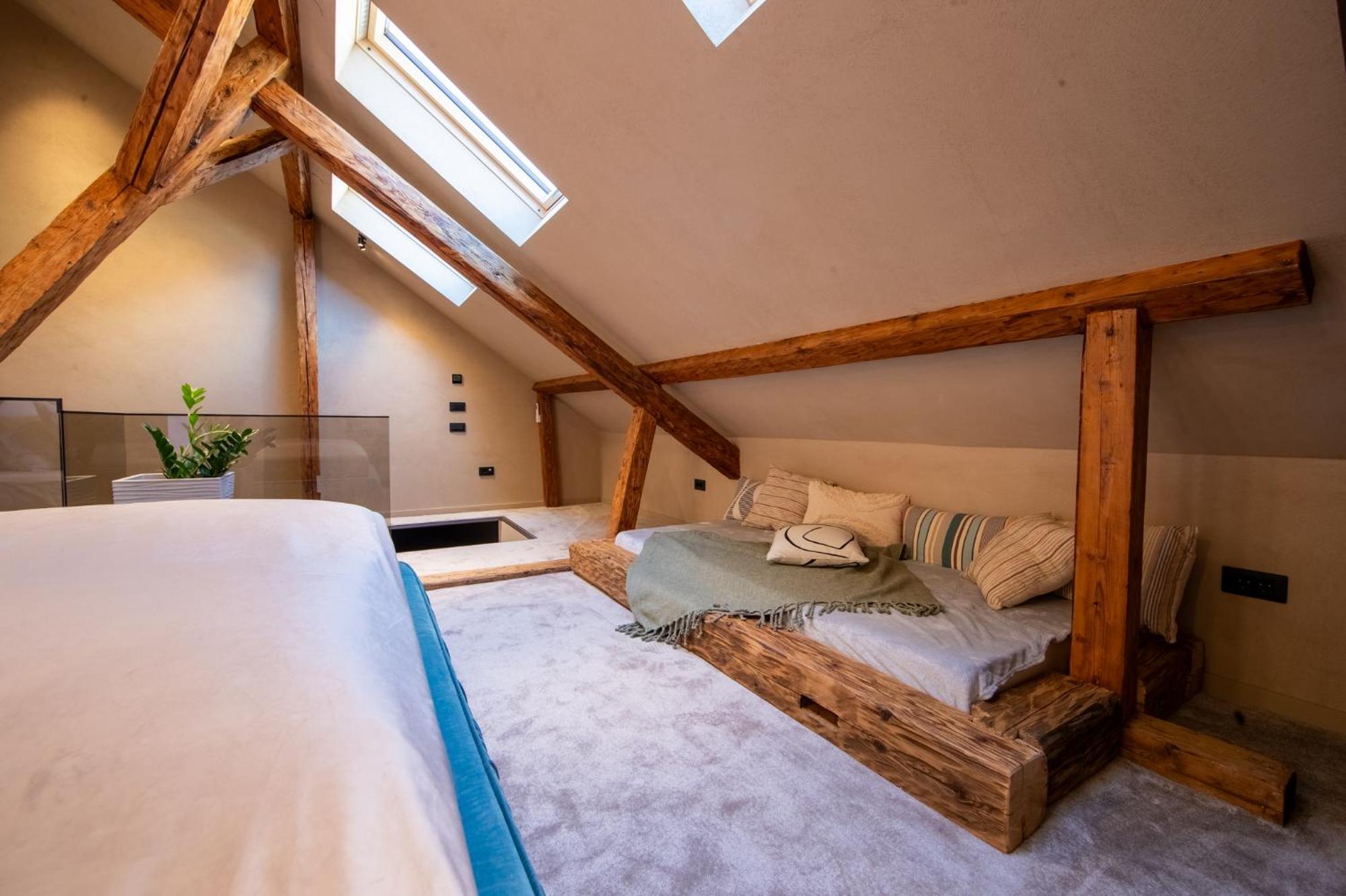 Bed and Breakfast Rabbit Hole Sibiu Exterior foto