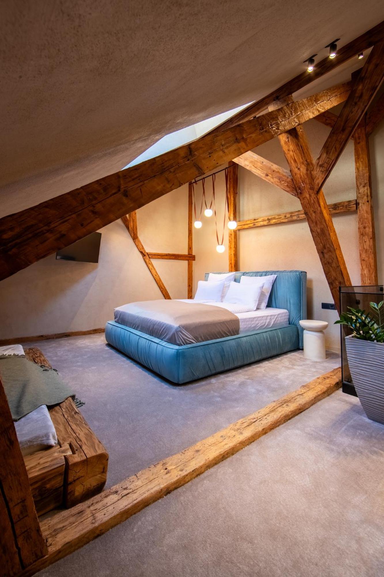 Bed and Breakfast Rabbit Hole Sibiu Exterior foto