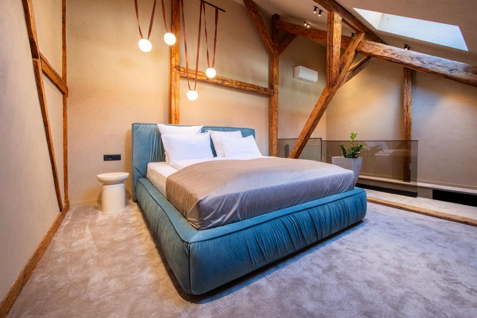 Bed and Breakfast Rabbit Hole Sibiu Exterior foto