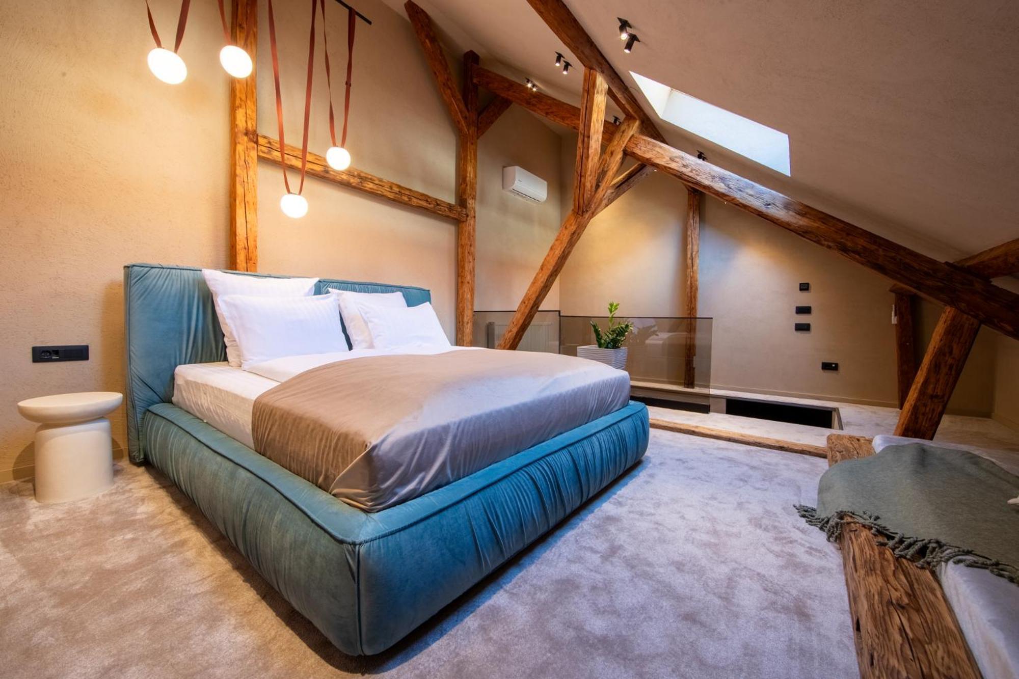Bed and Breakfast Rabbit Hole Sibiu Exterior foto