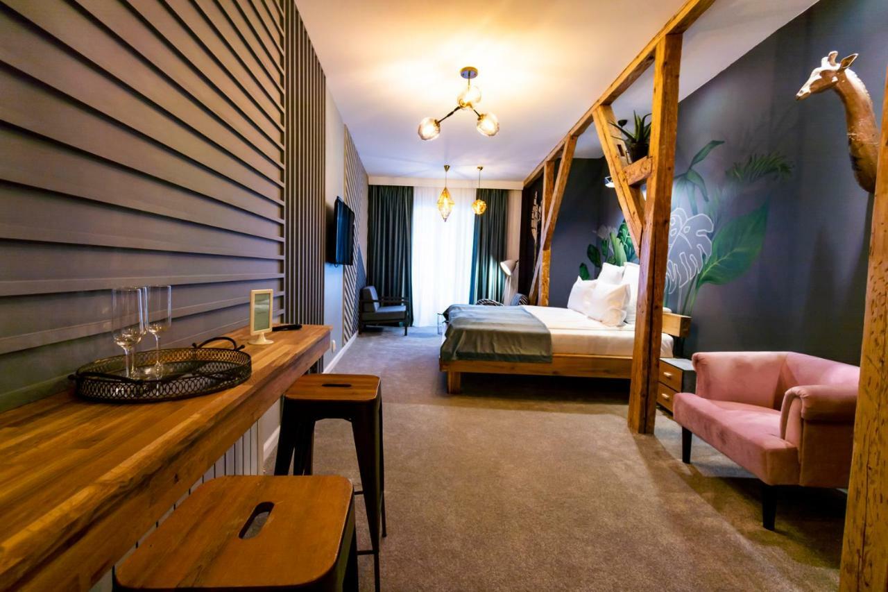 Bed and Breakfast Rabbit Hole Sibiu Exterior foto