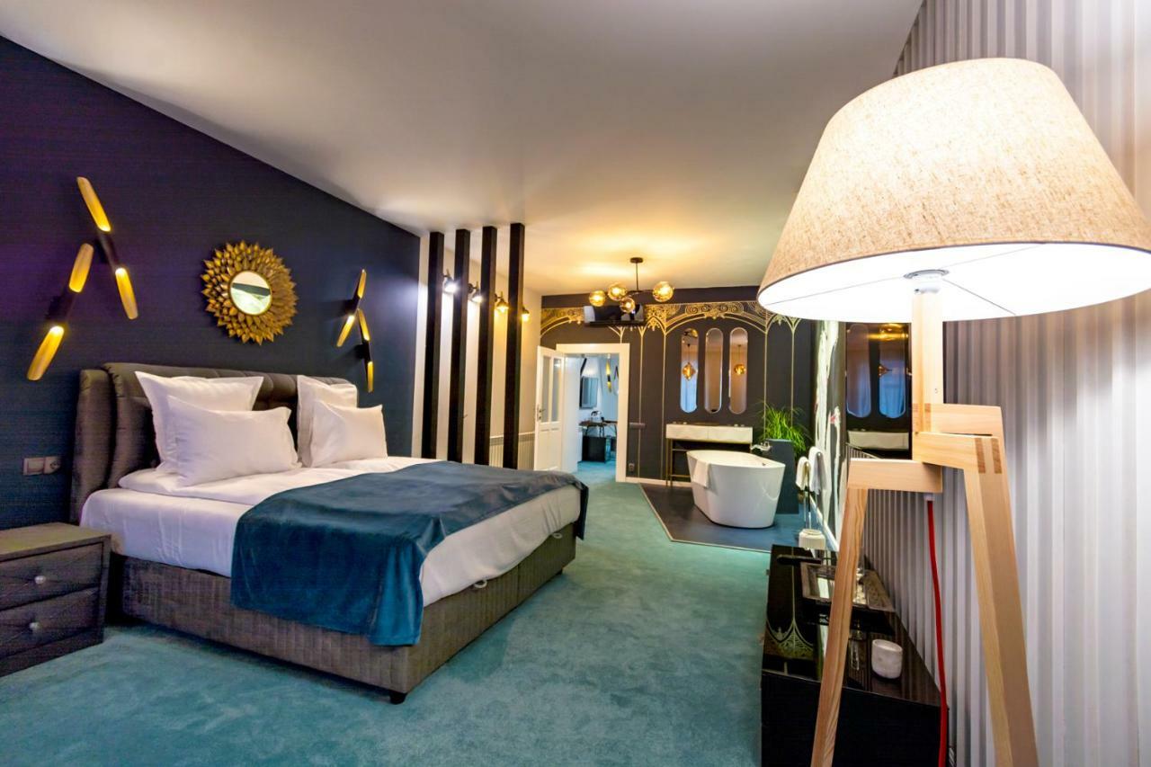 Bed and Breakfast Rabbit Hole Sibiu Exterior foto